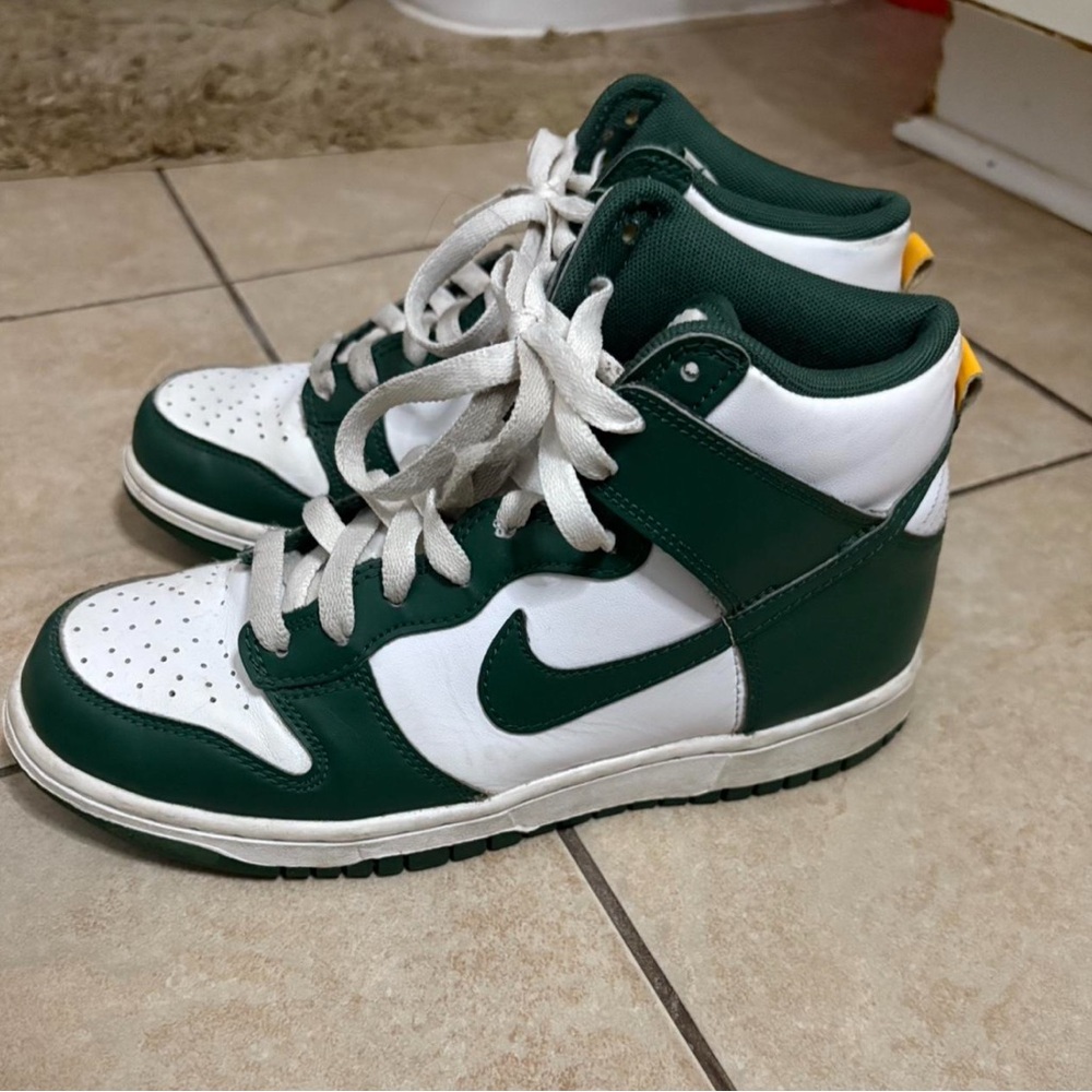 Nike Women's Green and White Sneakers